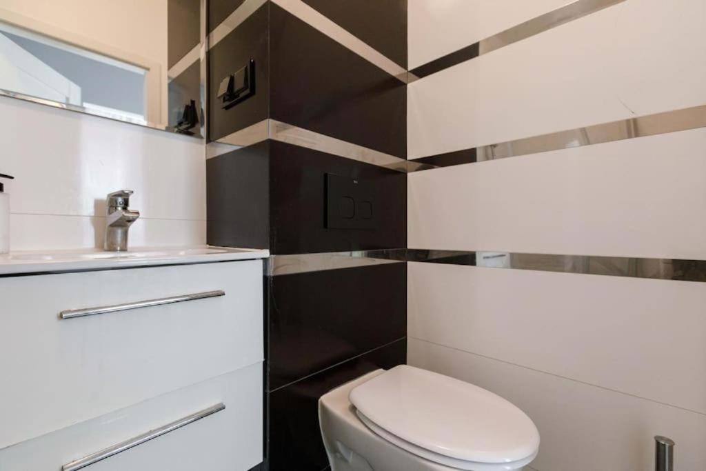 Close-golden - One Bedroom - Rynek Square&widok Wrocław