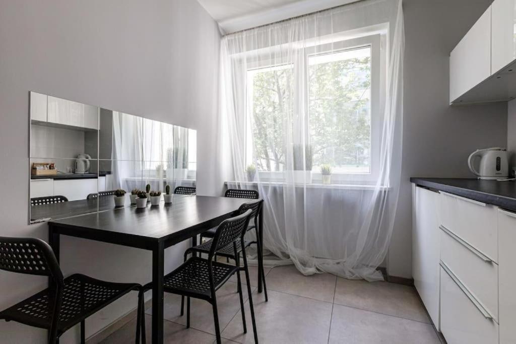 Close-golden - One Bedroom - Rynek Square&widok Apartament
